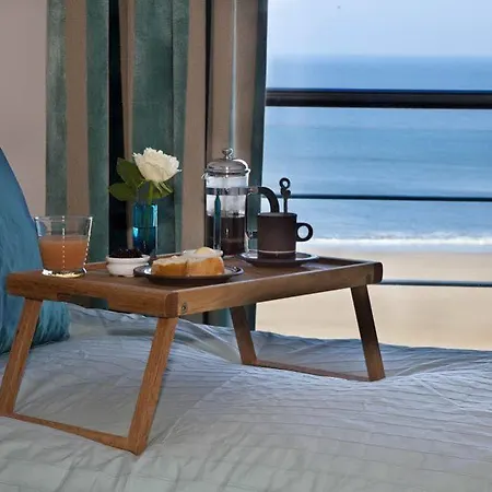 Hotel The Sands Sea Front